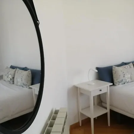 Blue Bird House - Bbh Πανσιόν