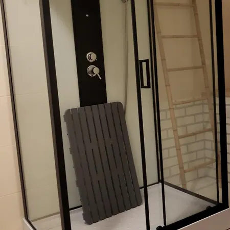 Blue Bird House - Bbh