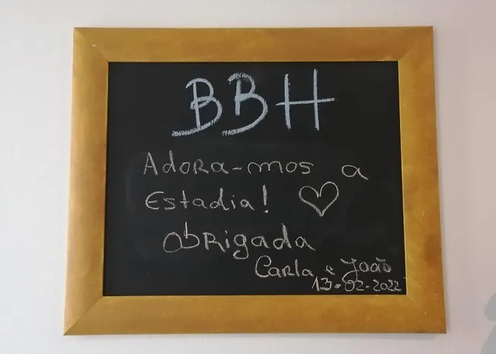 Гостевой дом Blue Bird House - Bbh Фигейра-да-Фош