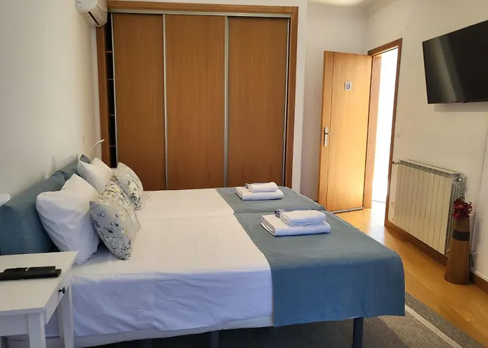 Blue Bird House - Bbh * Фигейра-да-Фош